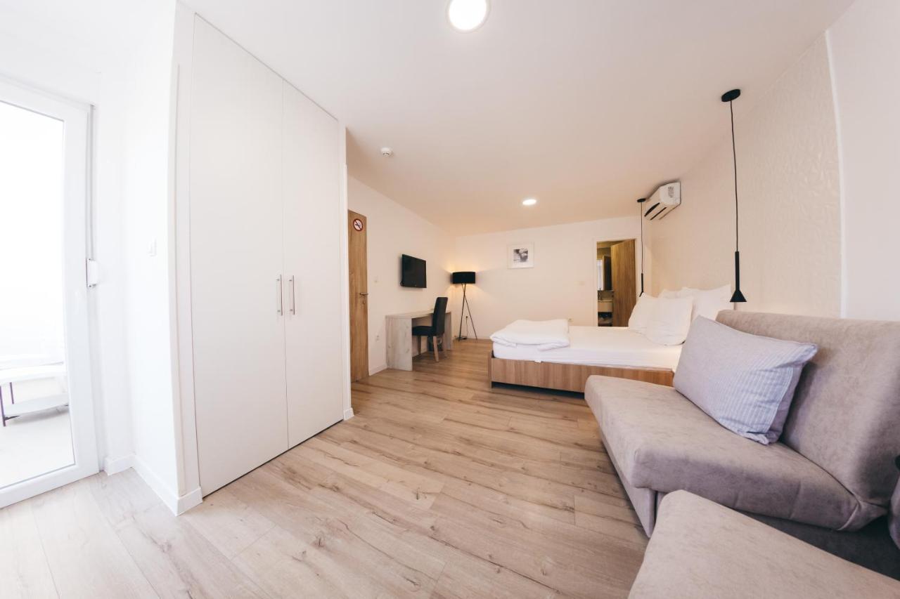 City Apartment One Mostar Extérieur photo